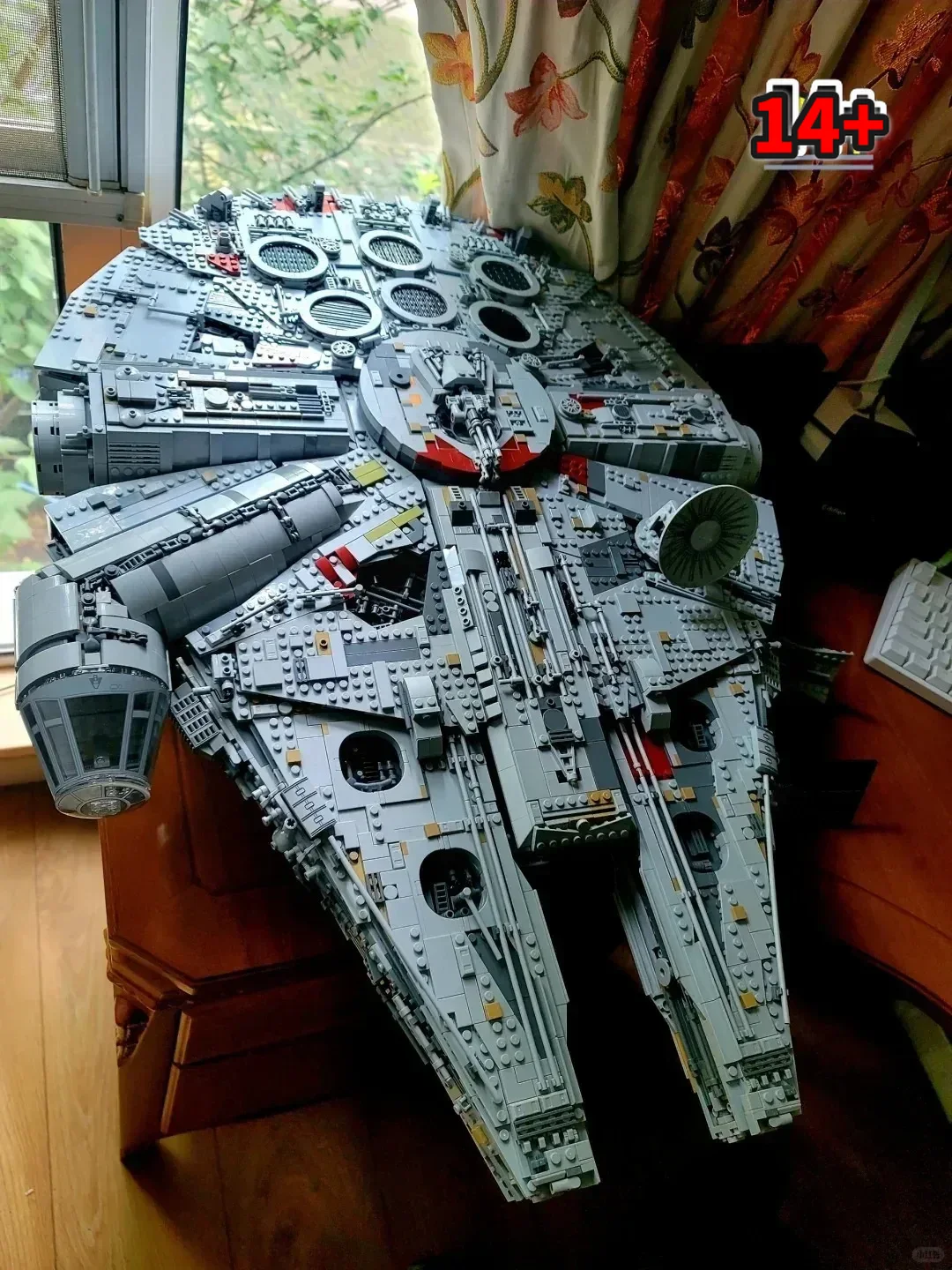 Bandai Launch 75192 UCS Millen - огляд і ціна Event Launch Party