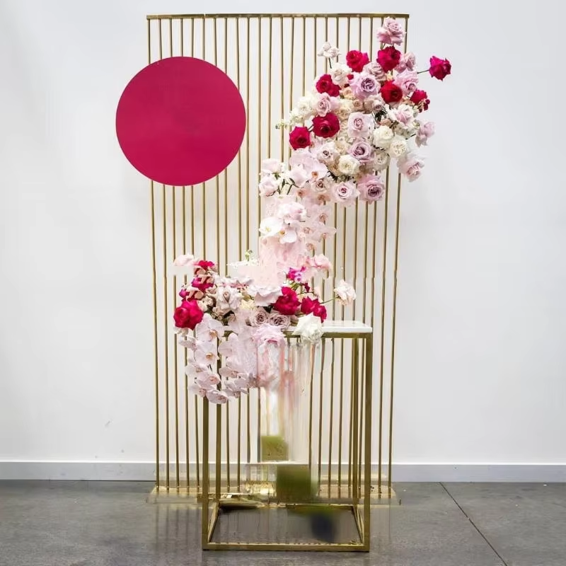 Shiny Gold Metal Frame Flower  - огляд і ціна Dessert Table Backdrop