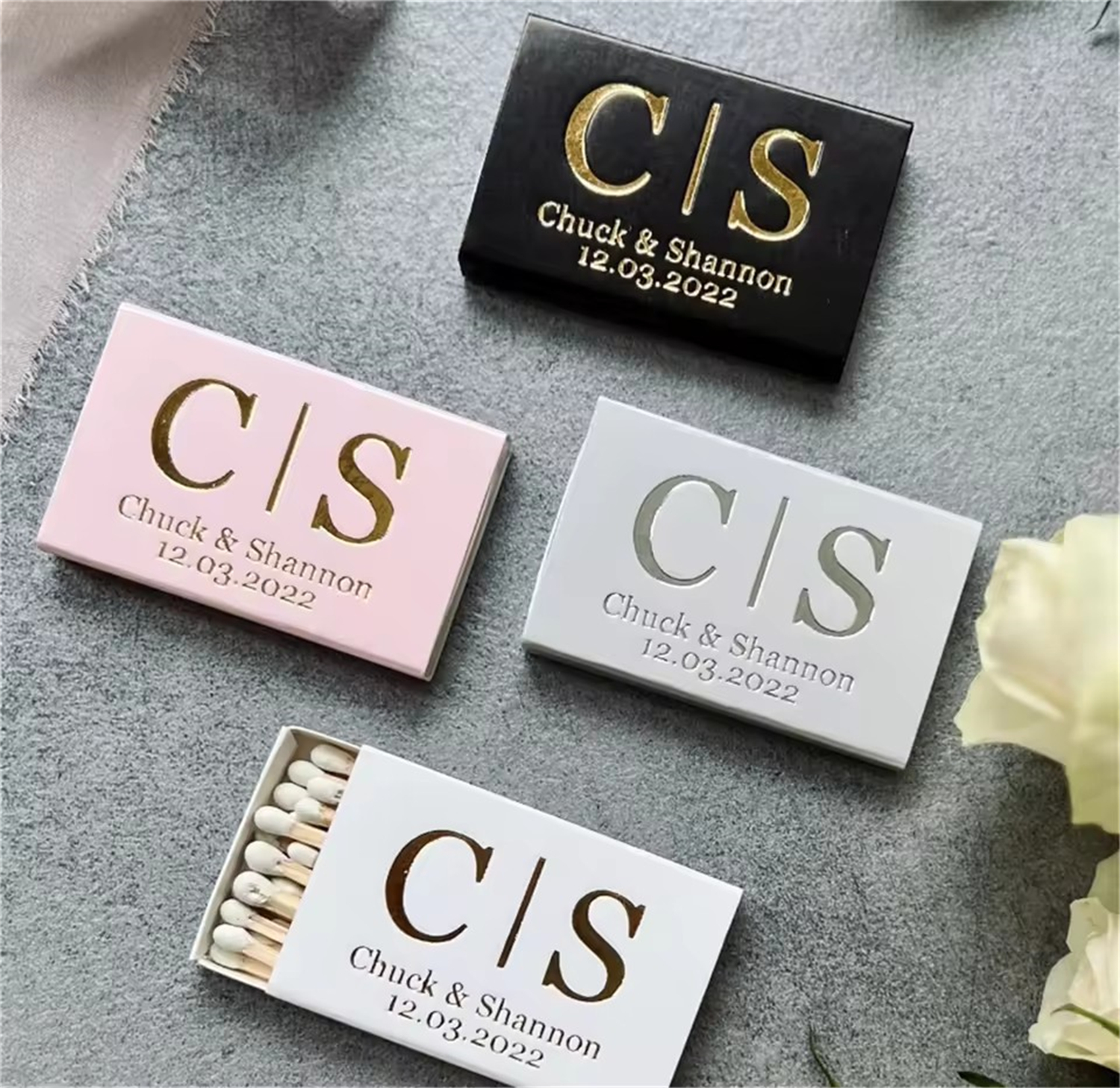 Bulk Gold Foil Custom Foiled W - огляд і ціна Let'S Party Event Supply