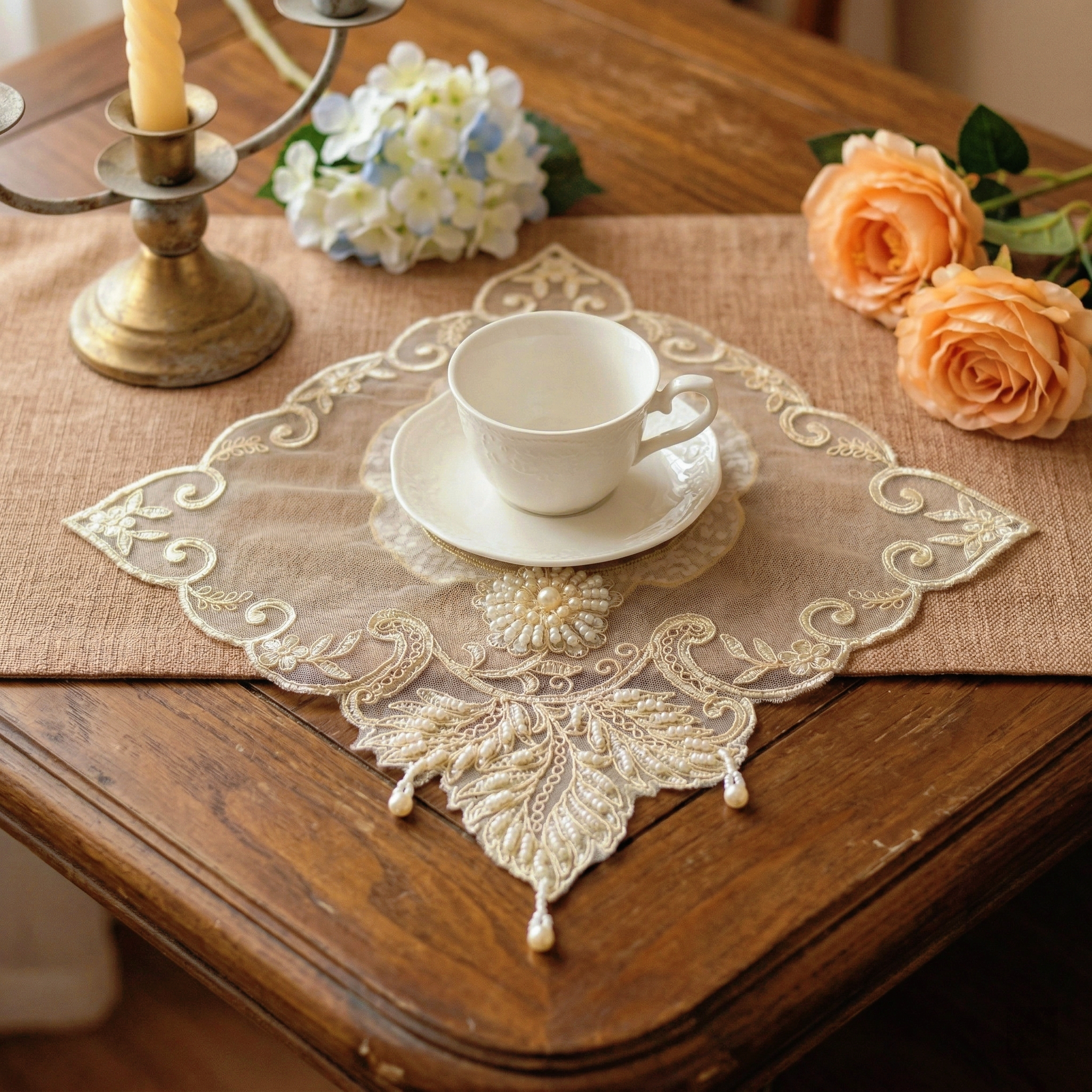 2pcs Leaf Shape Placemats Set  - огляд і ціна Glitter Tablecloth